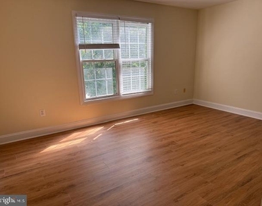 305 Flannery Lane - Photo Thumbnail 16