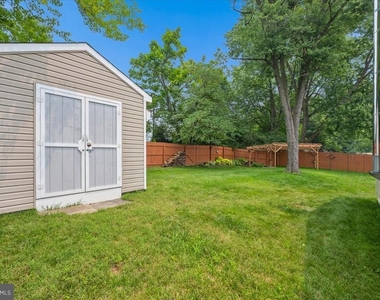 19829 Spurrier Avenue - Photo Thumbnail 46