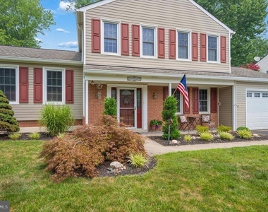 19829 Spurrier Avenue - Photo Thumbnail 1