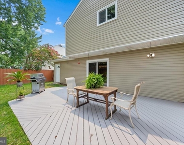19829 Spurrier Avenue - Photo Thumbnail 37