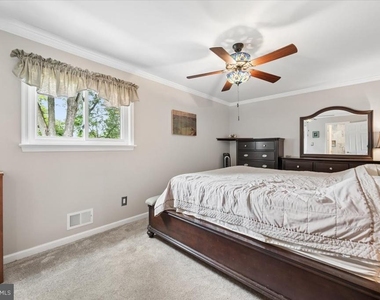 19829 Spurrier Avenue - Photo Thumbnail 16