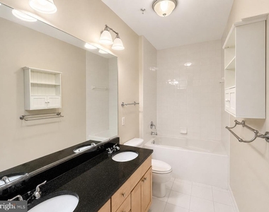 38 Maryland Avenue - Photo Thumbnail 16