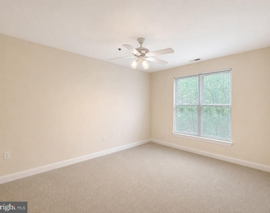 38 Maryland Avenue - Photo Thumbnail 19