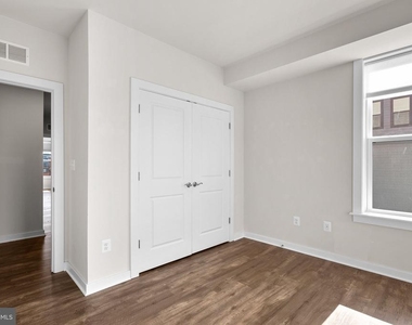 16302 Connors Way - Photo Thumbnail 13