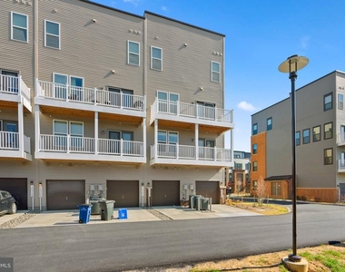16302 Connors Way - Photo Thumbnail 34