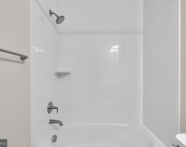 16302 Connors Way - Photo Thumbnail 21