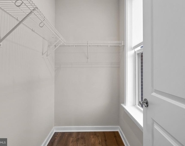 16302 Connors Way - Photo Thumbnail 27