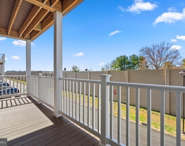 16302 Connors Way - Photo Thumbnail 37