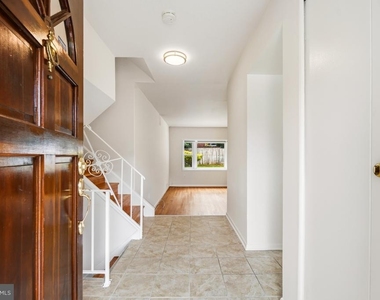 11840 Enid Drive - Photo Thumbnail 1
