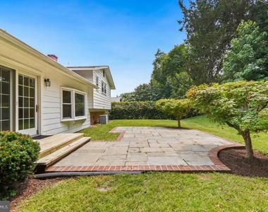 11840 Enid Drive - Photo Thumbnail 29