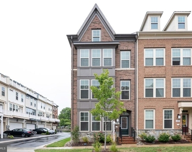 316 Hendrix Avenue - Photo Thumbnail 1