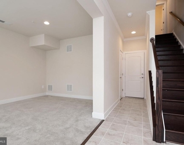 316 Hendrix Avenue - Photo Thumbnail 6