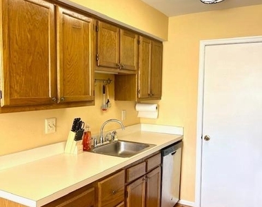 14905 Mckisson Court - Photo Thumbnail 8