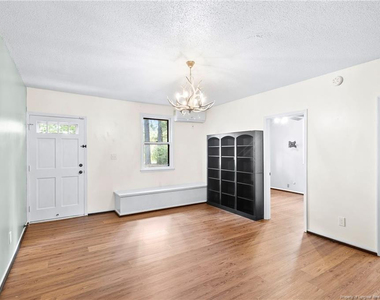 3450 Cornell Drive - Photo Thumbnail 6