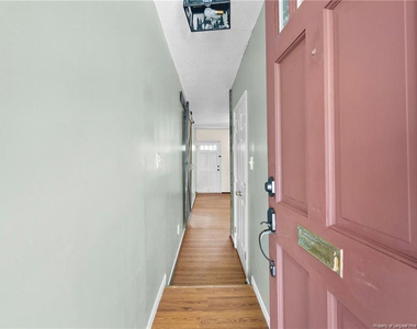 3450 Cornell Drive - Photo Thumbnail 4