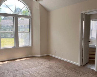 6716-7 Willowbrook Drive - Photo Thumbnail 14