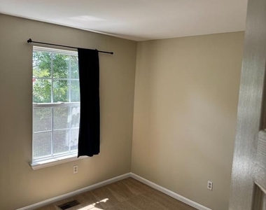 8825 Goose Landing Circle - Photo Thumbnail 12