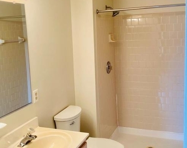 8825 Goose Landing Circle - Photo Thumbnail 15