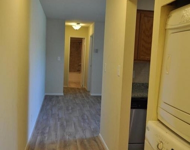 6091 Majors Lane - Photo Thumbnail 2