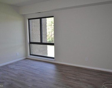 6091 Majors Lane - Photo Thumbnail 7