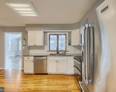 8301 Whitebark Court - Photo Thumbnail 9