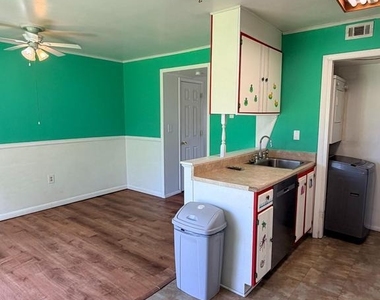 453 Berry Court - Photo Thumbnail 7