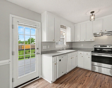 200 Waterford Drive - Photo Thumbnail 12