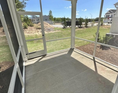 108 Jade Creek Drive - Photo Thumbnail 30
