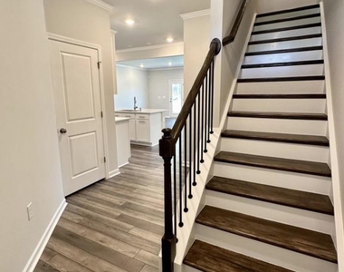 108 Jade Creek Drive - Photo Thumbnail 2