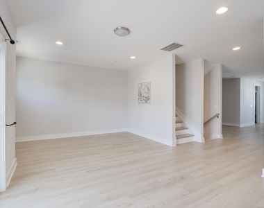 2127 Big Falls Drive - Photo Thumbnail 10