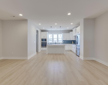 2127 Big Falls Drive - Photo Thumbnail 15