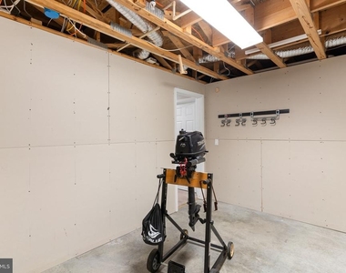 8212 Silverton Court - Photo Thumbnail 24