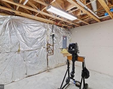 8212 Silverton Court - Photo Thumbnail 23