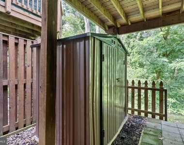 8212 Silverton Court - Photo Thumbnail 37
