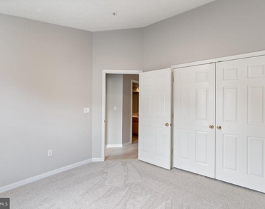8212 Silverton Court - Photo Thumbnail 26