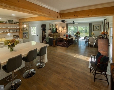 1022 Upper Glencoe Road - Photo Thumbnail 2