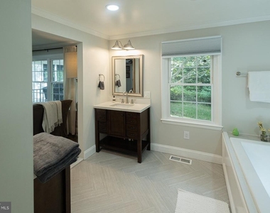 1022 Upper Glencoe Road - Photo Thumbnail 19