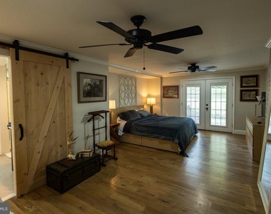 1022 Upper Glencoe Road - Photo Thumbnail 16