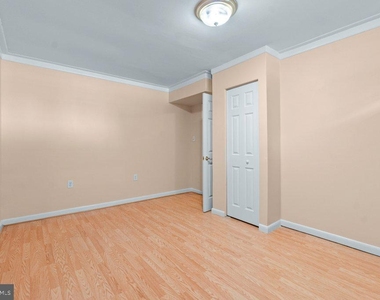 8 Wessex Court - Photo Thumbnail 30
