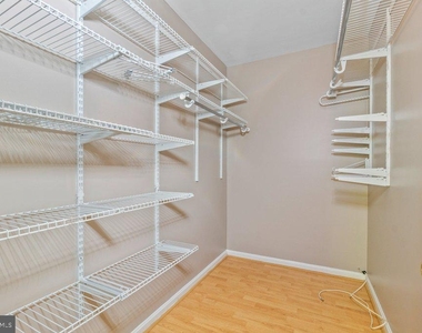 8 Wessex Court - Photo Thumbnail 20