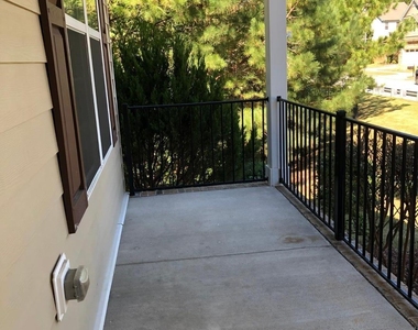 713 Bay Bouquet Lane - Photo Thumbnail 2