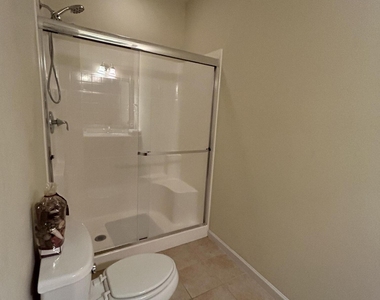 713 Bay Bouquet Lane - Photo Thumbnail 18