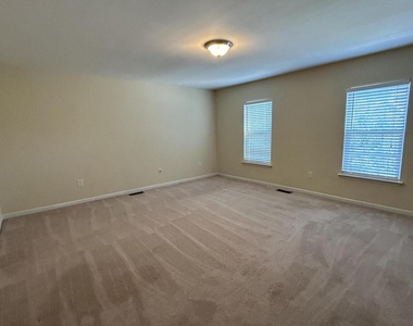 713 Bay Bouquet Lane - Photo Thumbnail 15