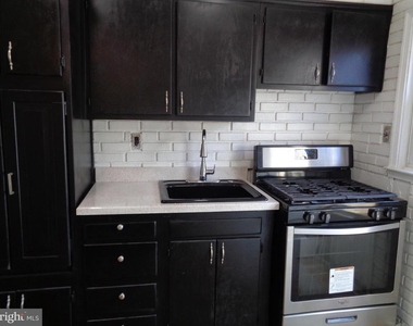 2245 Graythorn Road - Photo Thumbnail 15