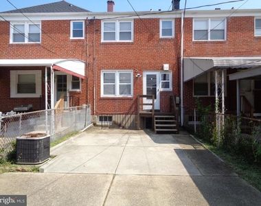 2245 Graythorn Road - Photo Thumbnail 30