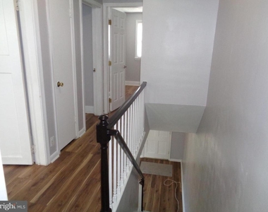 2245 Graythorn Road - Photo Thumbnail 20