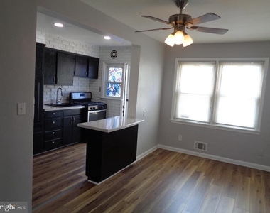 2245 Graythorn Road - Photo Thumbnail 10