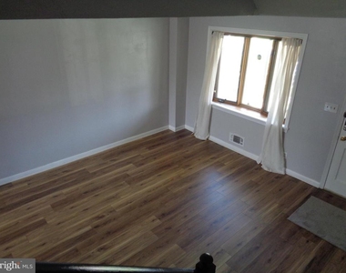 2245 Graythorn Road - Photo Thumbnail 17