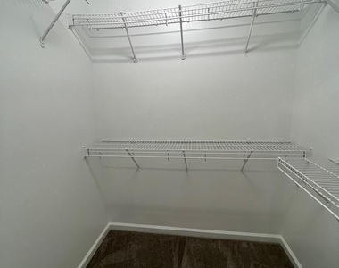 321 Woodson Drive - Photo Thumbnail 19