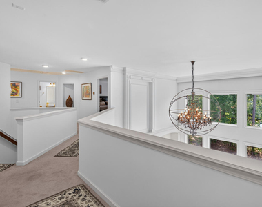 109 Hico Way - Photo Thumbnail 44